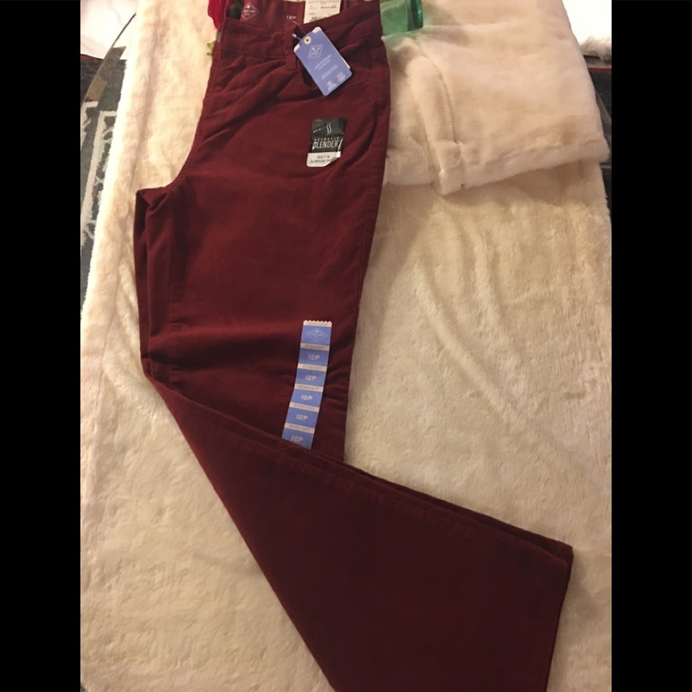 NWT St John’s Bay-wine/ straight leg corduroy. 12p